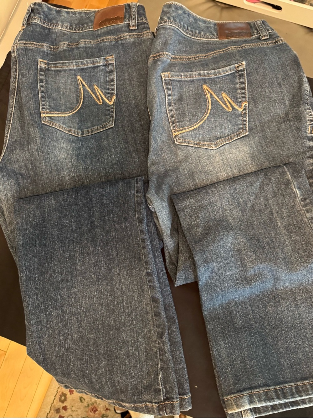 Maurices Women’s Medium Blue Bootcut Jeans